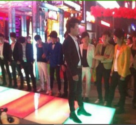 南通深圳夜总会伴游模特雇用(深圳KTV模特雇用)