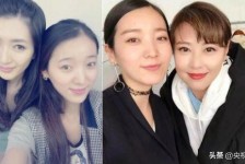 南通7旬奶奶带盲老伴游遍中国(小女孩扶盲人老奶奶过马路)