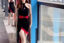 南通女孩为挣钱在学校兼职当模特的简单介绍