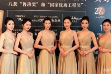 南通模特能够兼职吗(模特能够兼职吗百度)