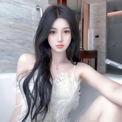 南通伴游女生吴悠的资料