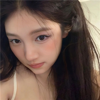 南通伴游女生张末薇的资料