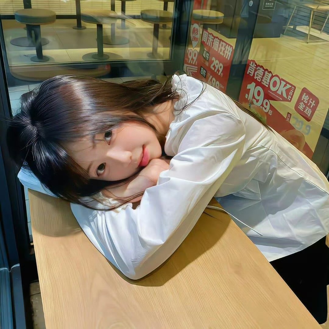 南通伴游女生沈雨晴的资料