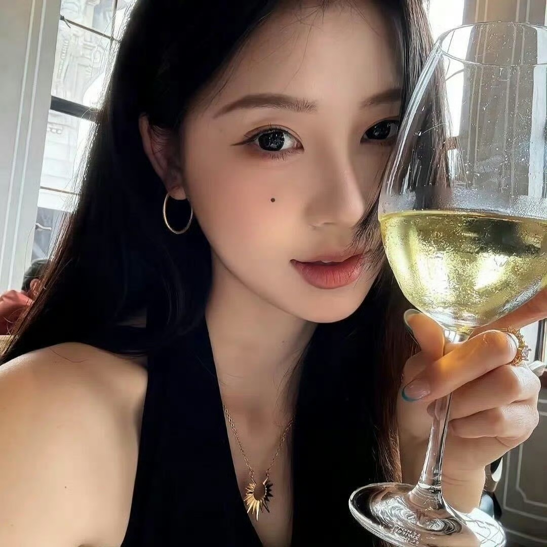 南通伴游女生 | 张诗涵的资料